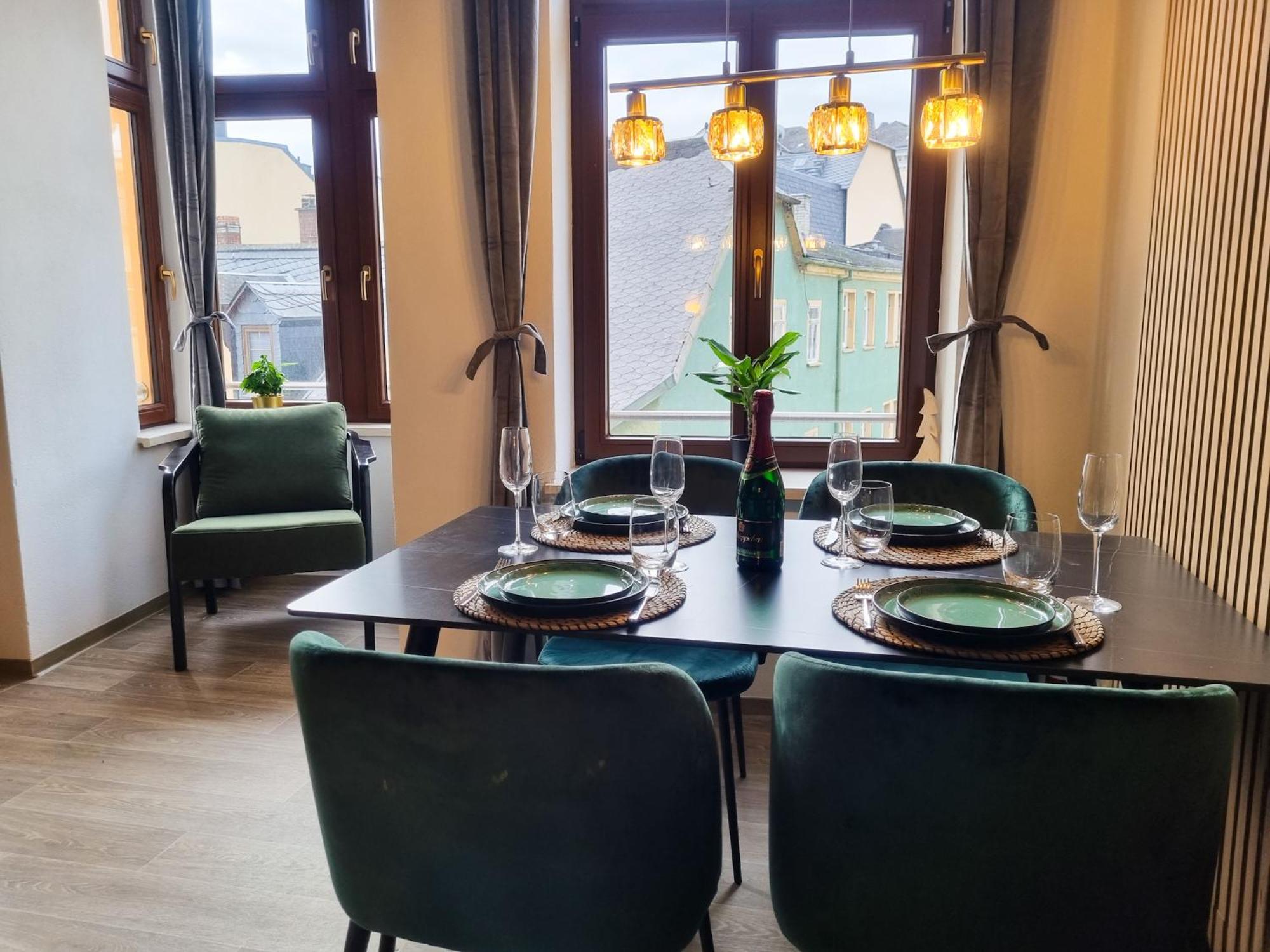 Maremar - Design Maisonette Altstadt - 4 Pers - 57Qm - Luxus Boxspringbett - Kueche - Arbeitsplatz - Privater Parkplatz كراييتْس المظهر الخارجي الصورة