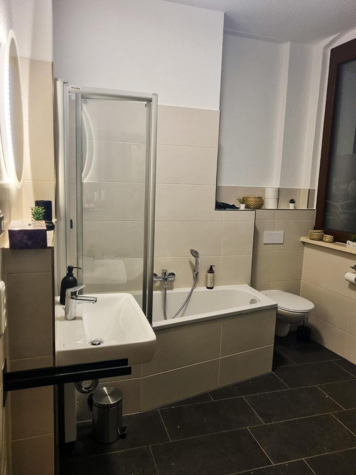 Maremar - Design Maisonette Altstadt - 4 Pers - 57Qm - Luxus Boxspringbett - Kueche - Arbeitsplatz - Privater Parkplatz كراييتْس المظهر الخارجي الصورة